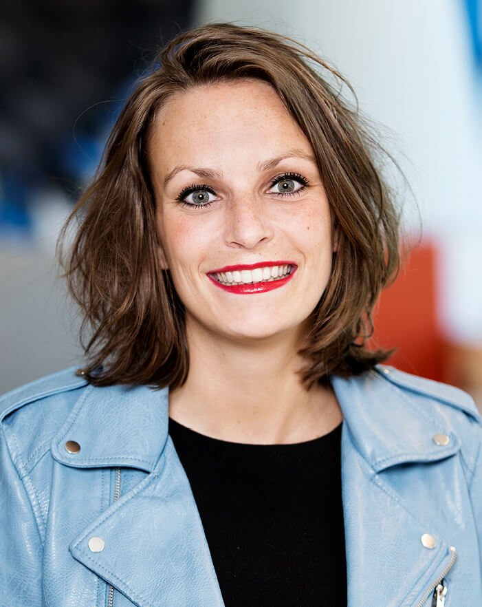 Carlijn Hofland